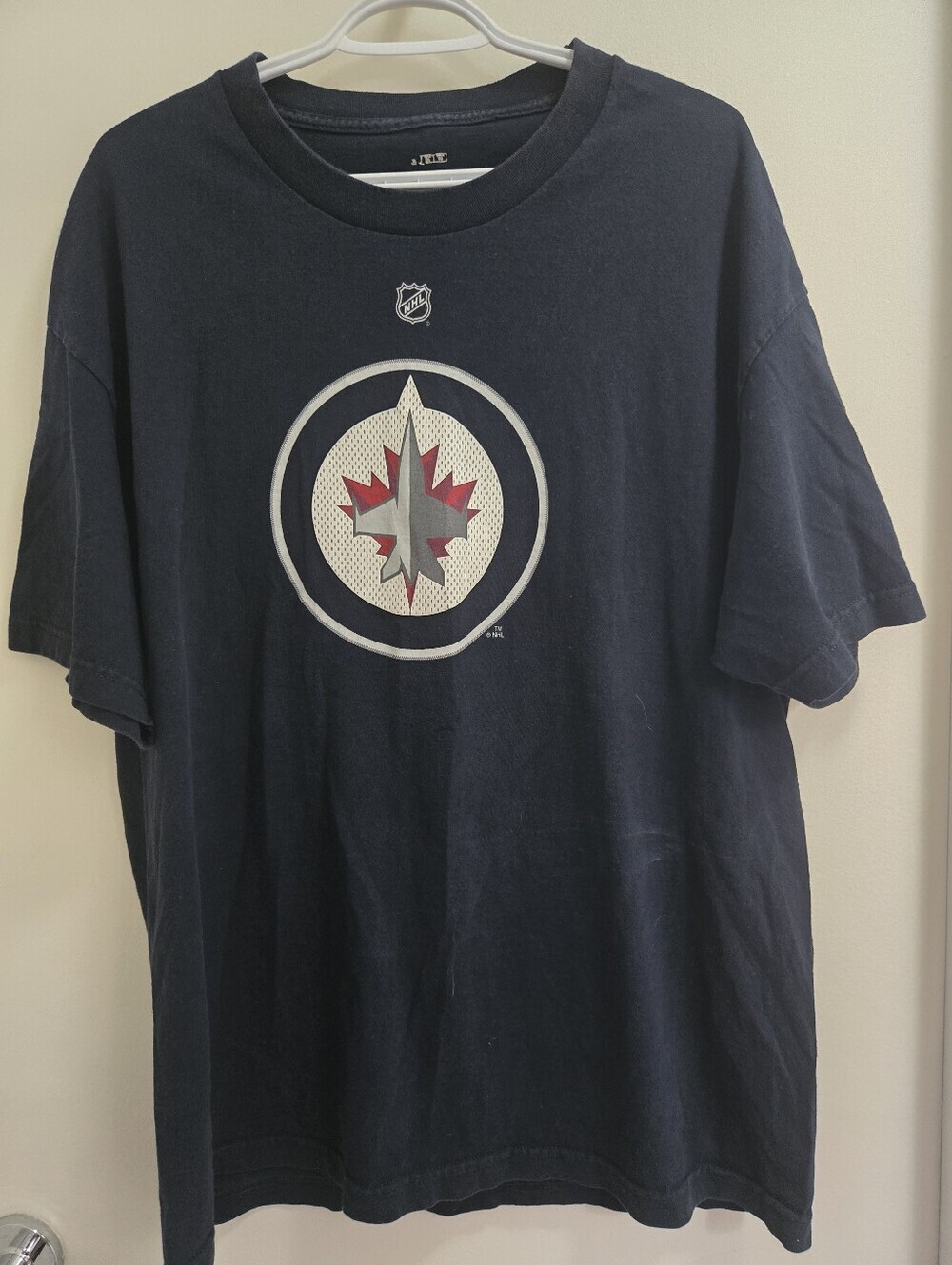 Mens NHL Winnipeg Jets TShirt - XL